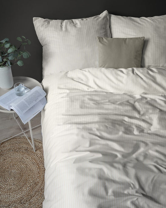 64c08a142b4d592f17fdbeb602330cee